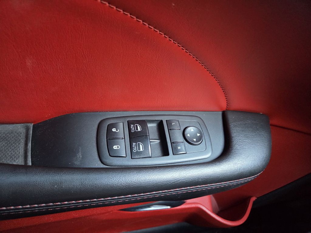 2018 Dodge Challenger Image 43