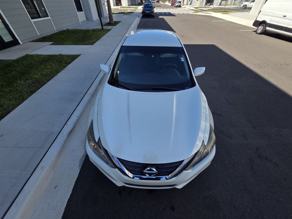 2018 Nissan Altima Image 3