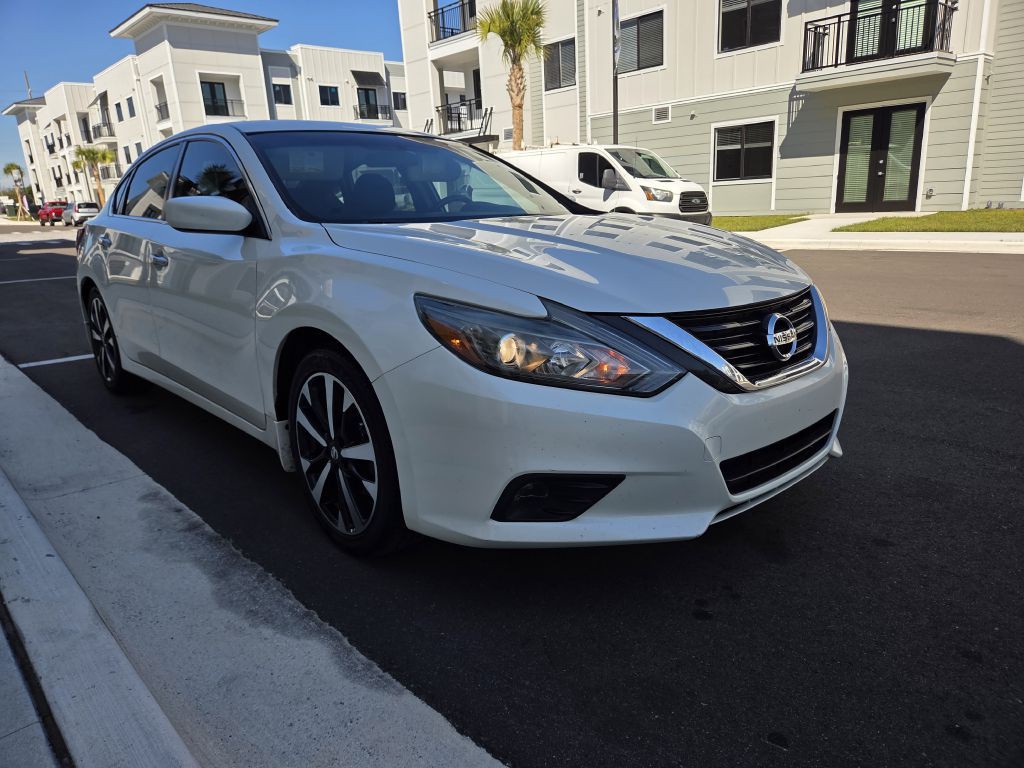 2018 Nissan Altima Image 4