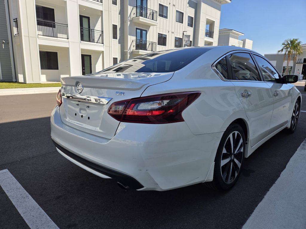 2018 Nissan Altima Image 6