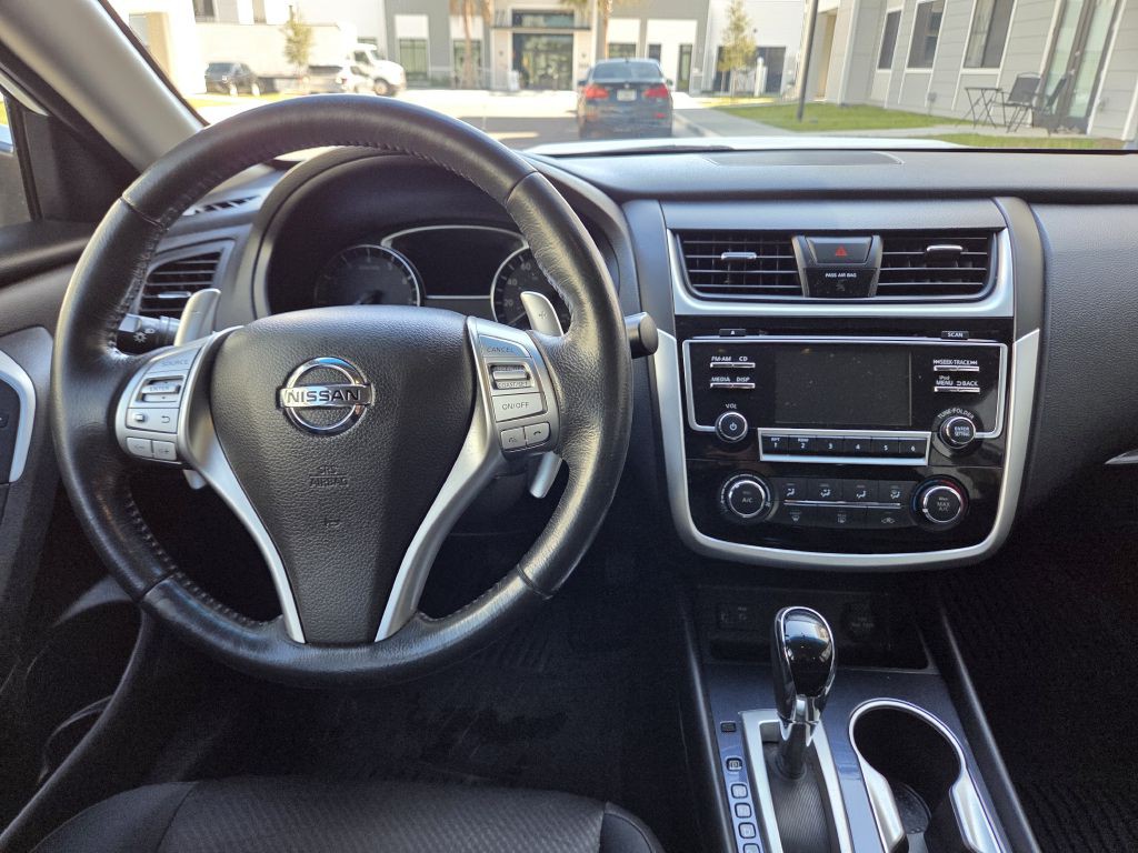 2018 Nissan Altima Image 21
