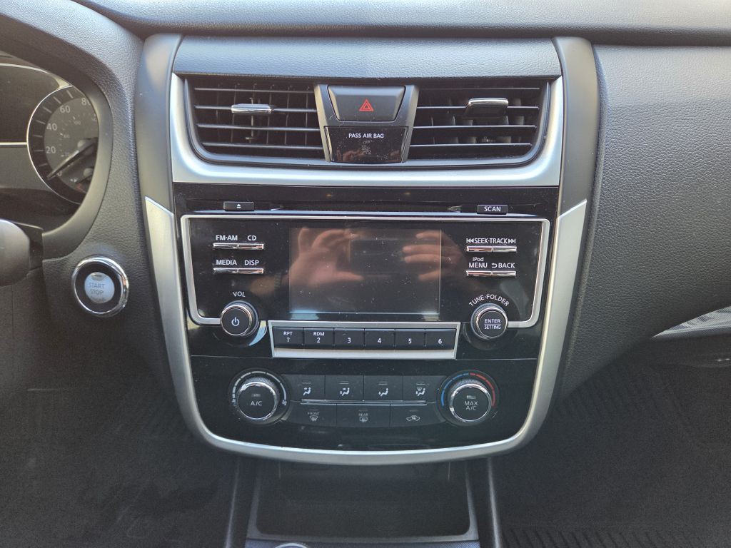 2018 Nissan Altima Image 22