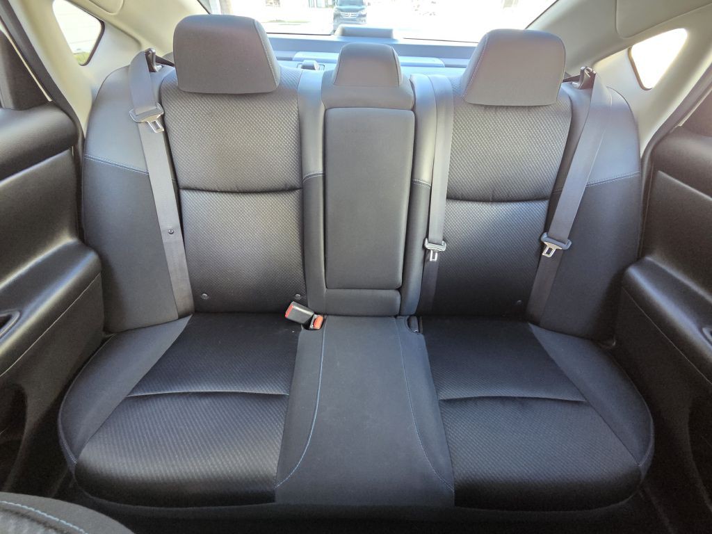 2018 Nissan Altima Image 32