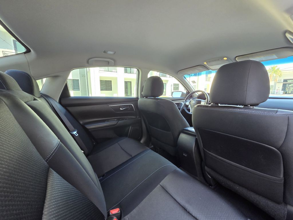 2018 Nissan Altima Image 41