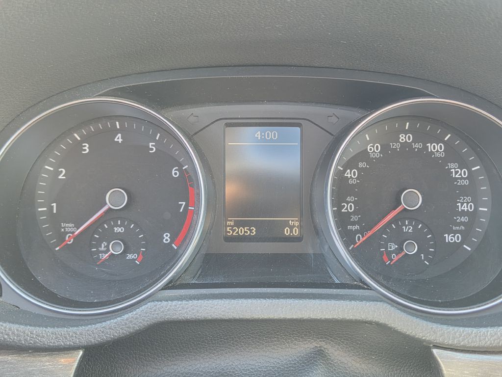 2016 Volkswagen Passat Image 12