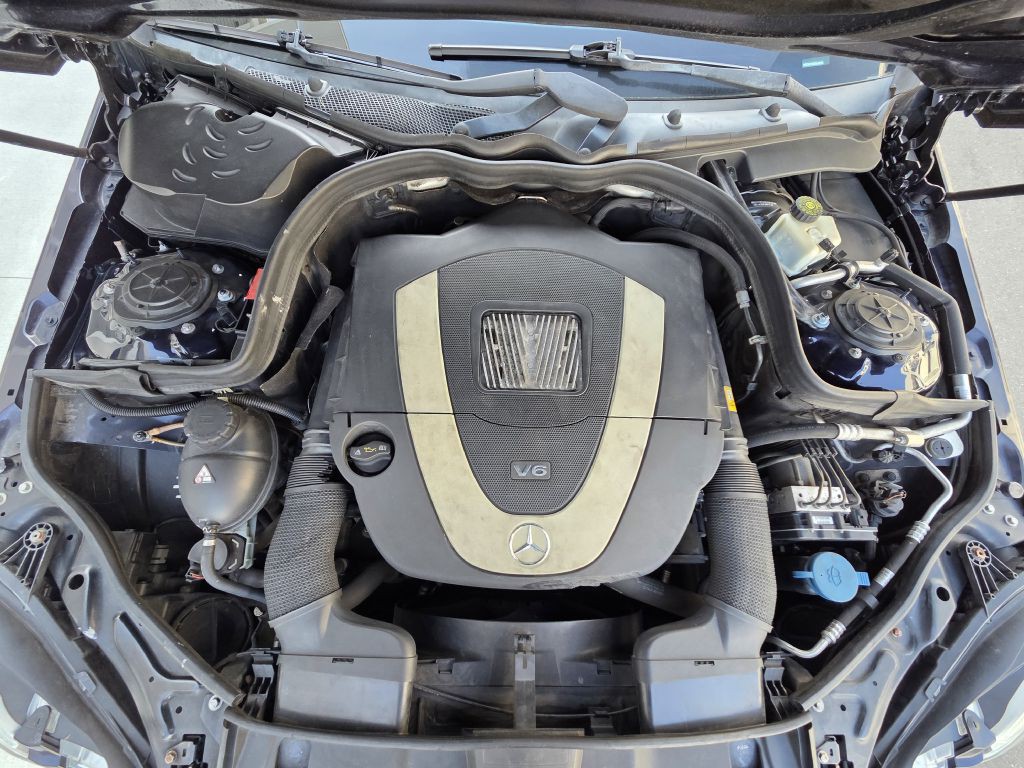 2010 Mercedes-Benz E-Class Image 13