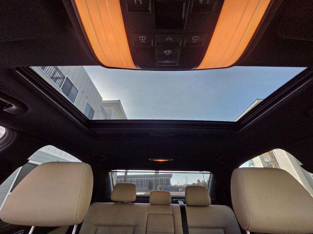 2010 Mercedes-Benz E-Class Image 18