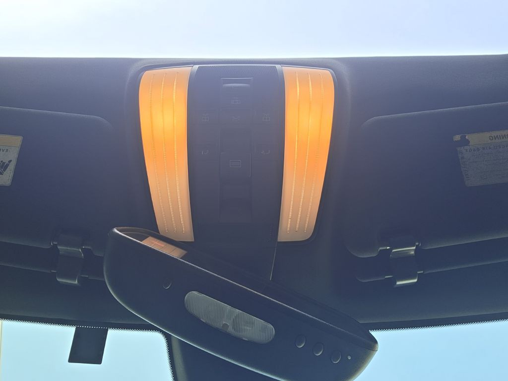 2010 Mercedes-Benz E-Class Image 39