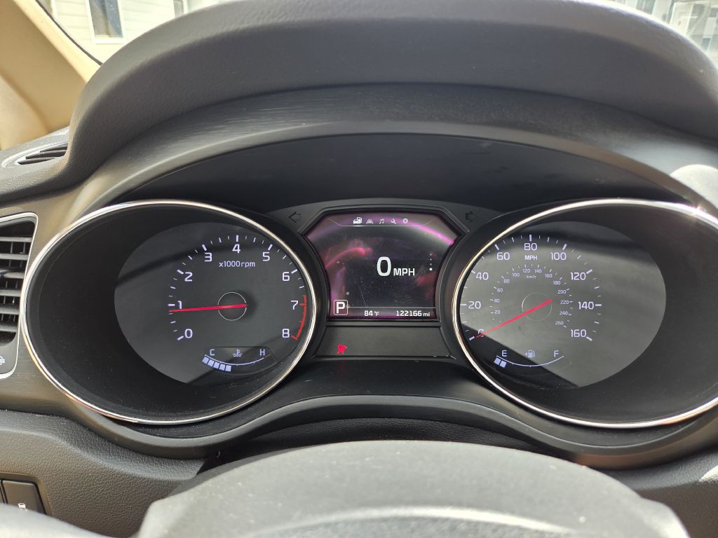 2017 Kia Sedona Image 16