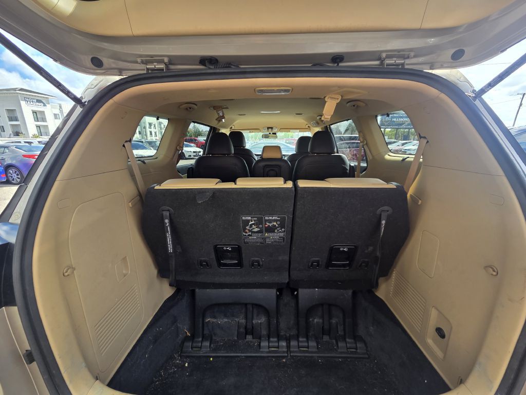 2017 Kia Sedona Image 27