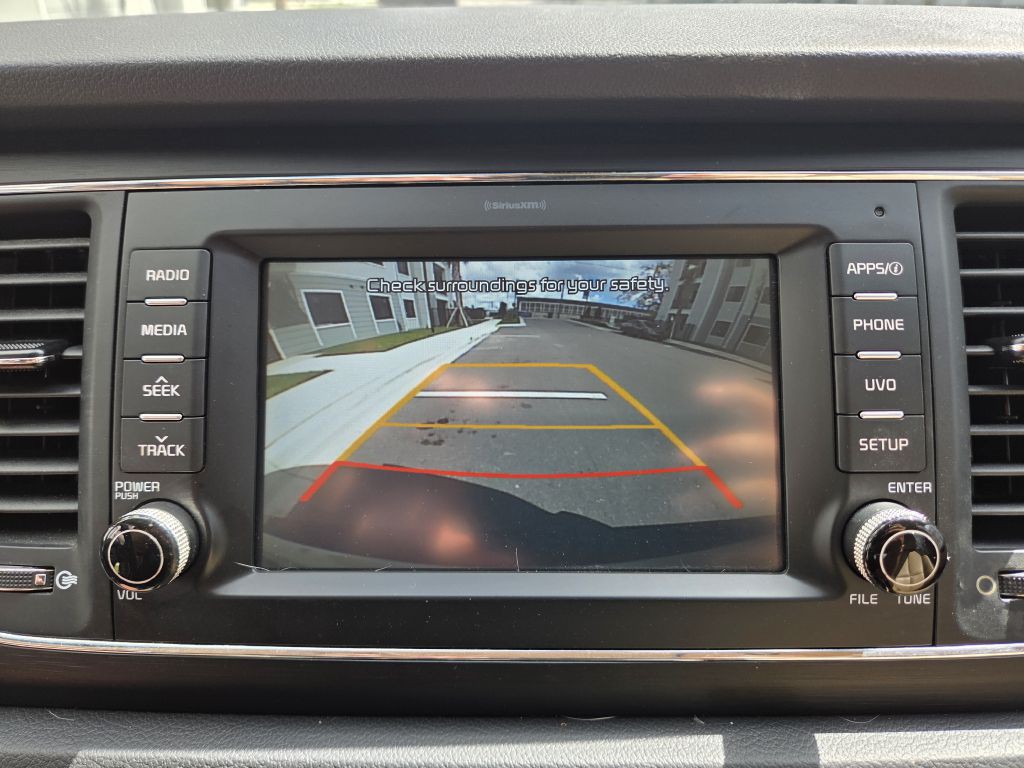 2017 Kia Sedona Image 44