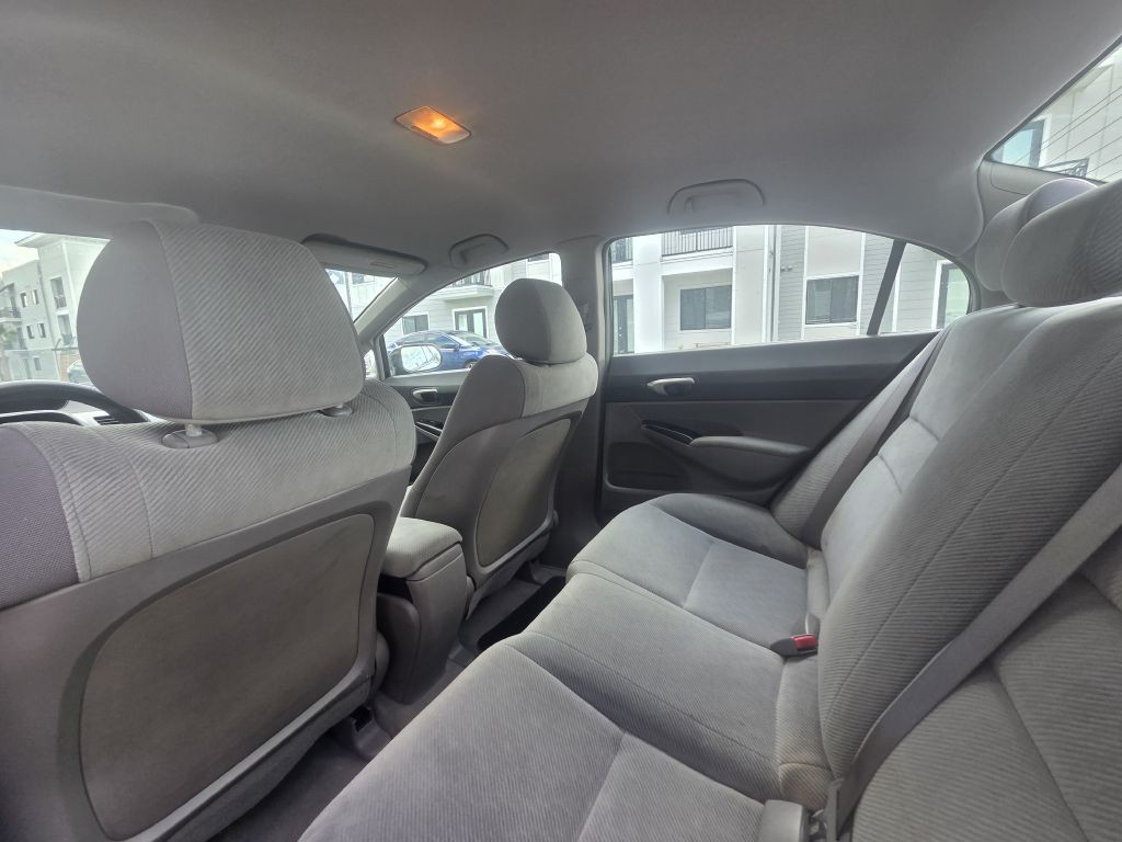 2010 Honda Civic Image 32