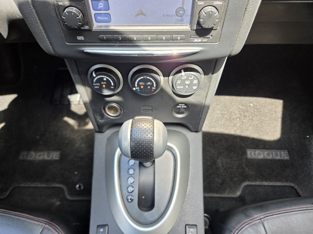 2012 Nissan Rogue Image 24