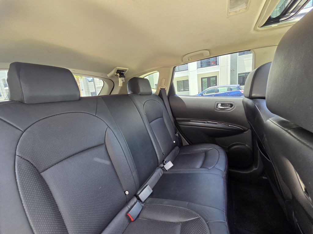 2012 Nissan Rogue Image 40
