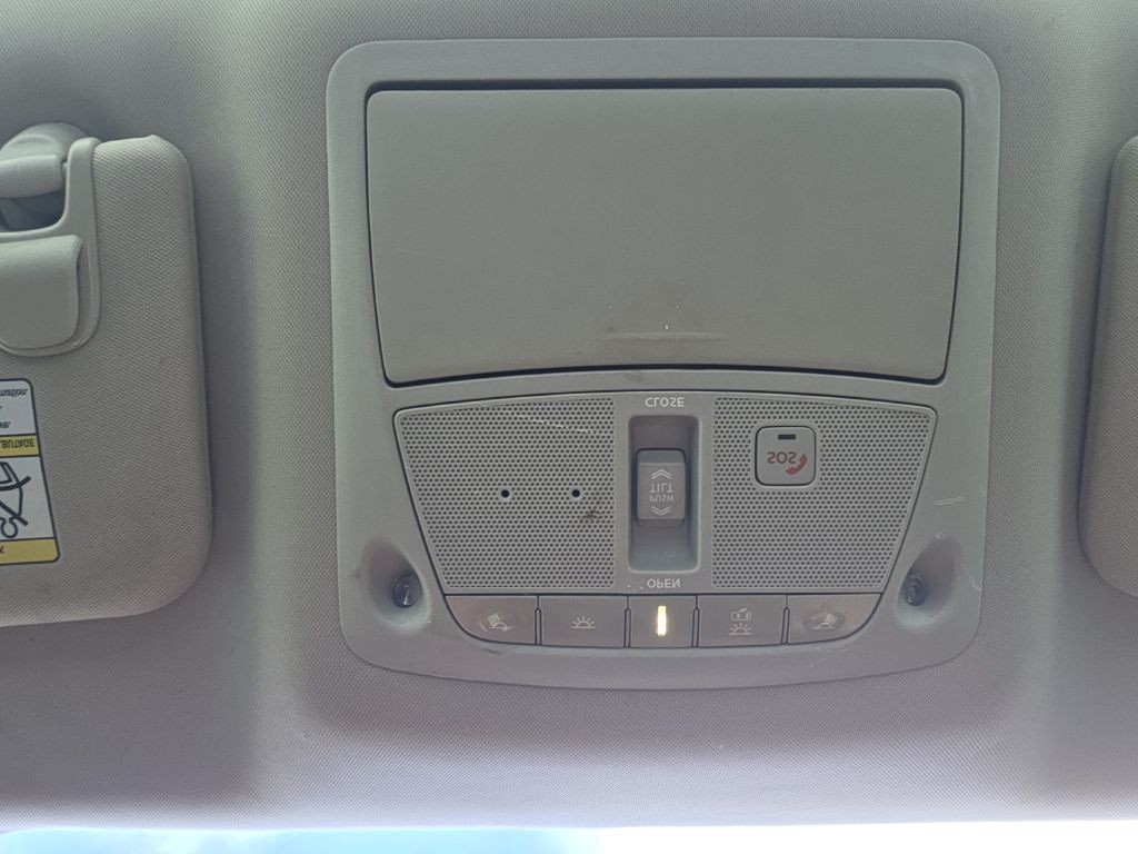 2017 Nissan Murano Image 28