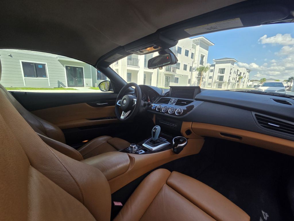 2013 BMW Z4 Image 35