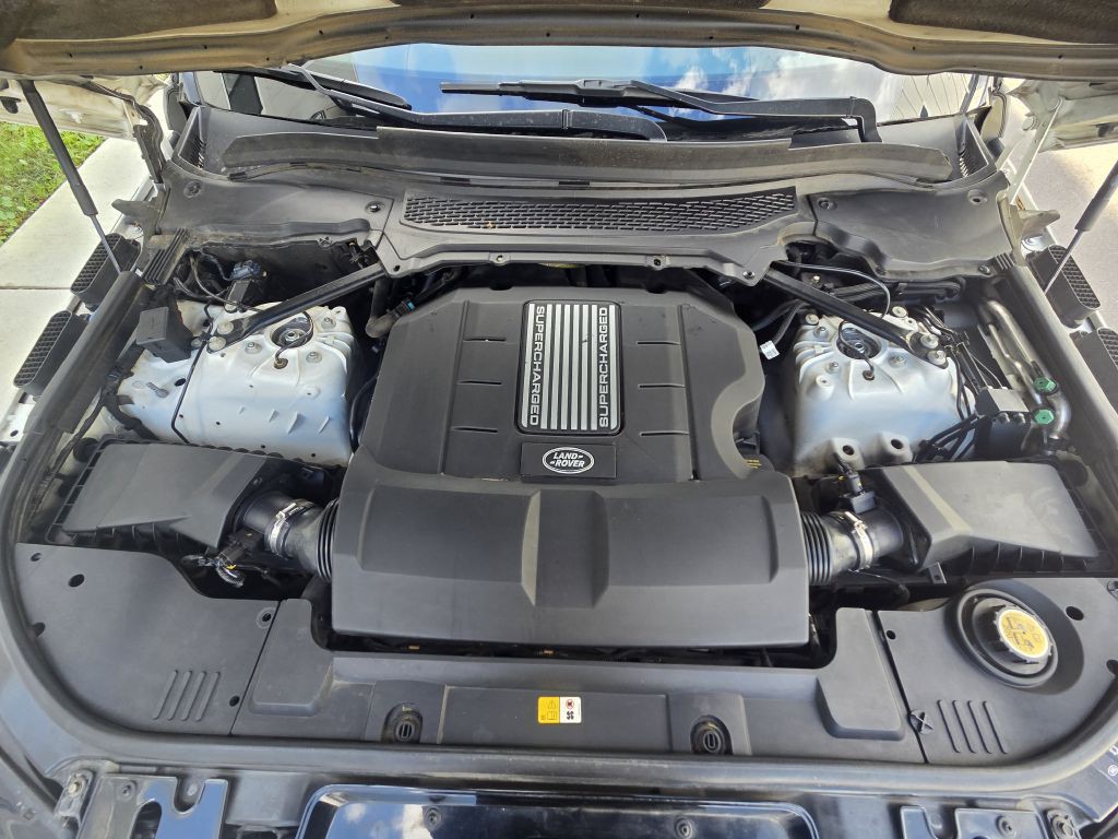 2015 Land Rover Range Rover Sport Image 13