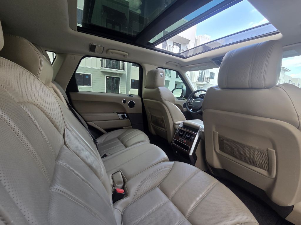 2015 Land Rover Range Rover Sport Image 52