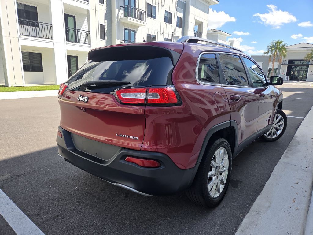 2017 Jeep Cherokee Image 6