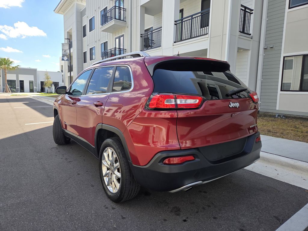 2017 Jeep Cherokee Image 9