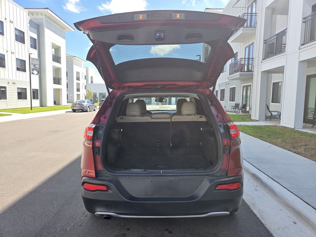 2017 Jeep Cherokee Image 14