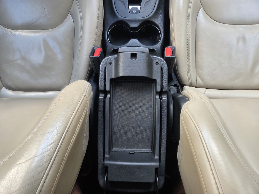 2017 Jeep Cherokee Image 35