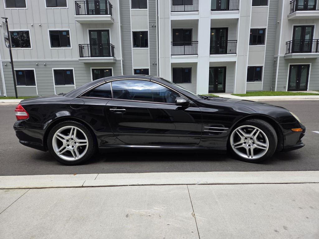 2007 Mercedes-Benz SL-Class Image 8