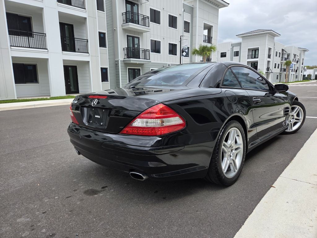 2007 Mercedes-Benz SL-Class Image 10