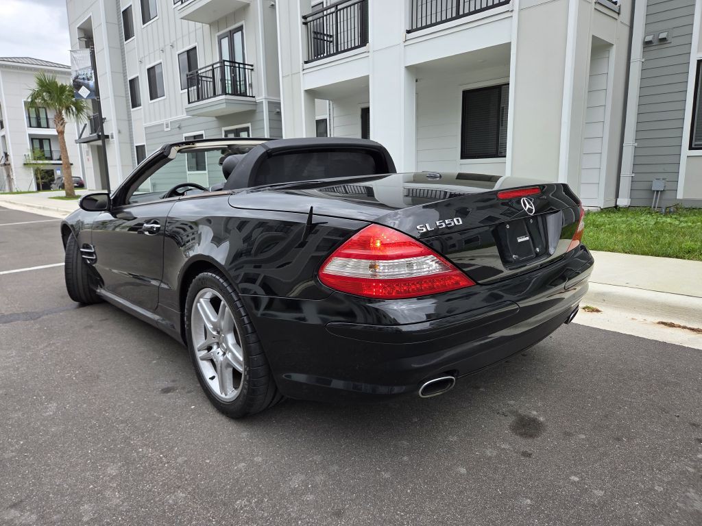 2007 Mercedes-Benz SL-Class Image 17