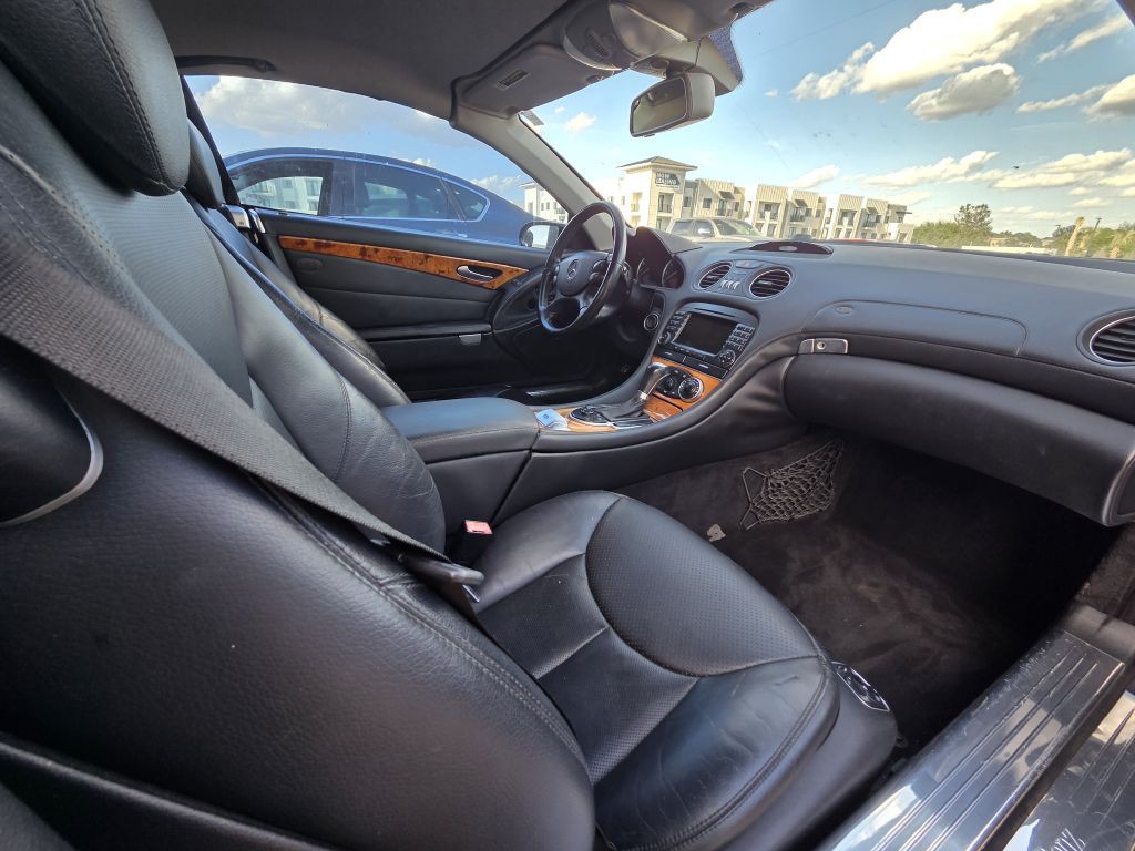 2007 Mercedes-Benz SL-Class Image 29