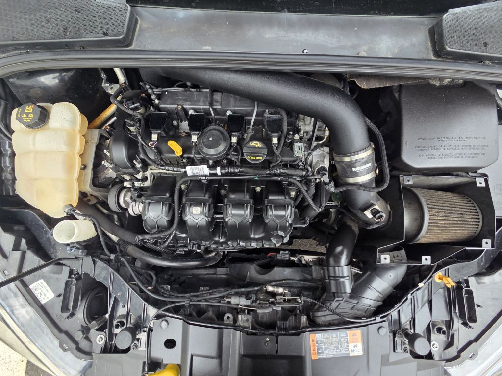 2016 Ford Focus Image 13