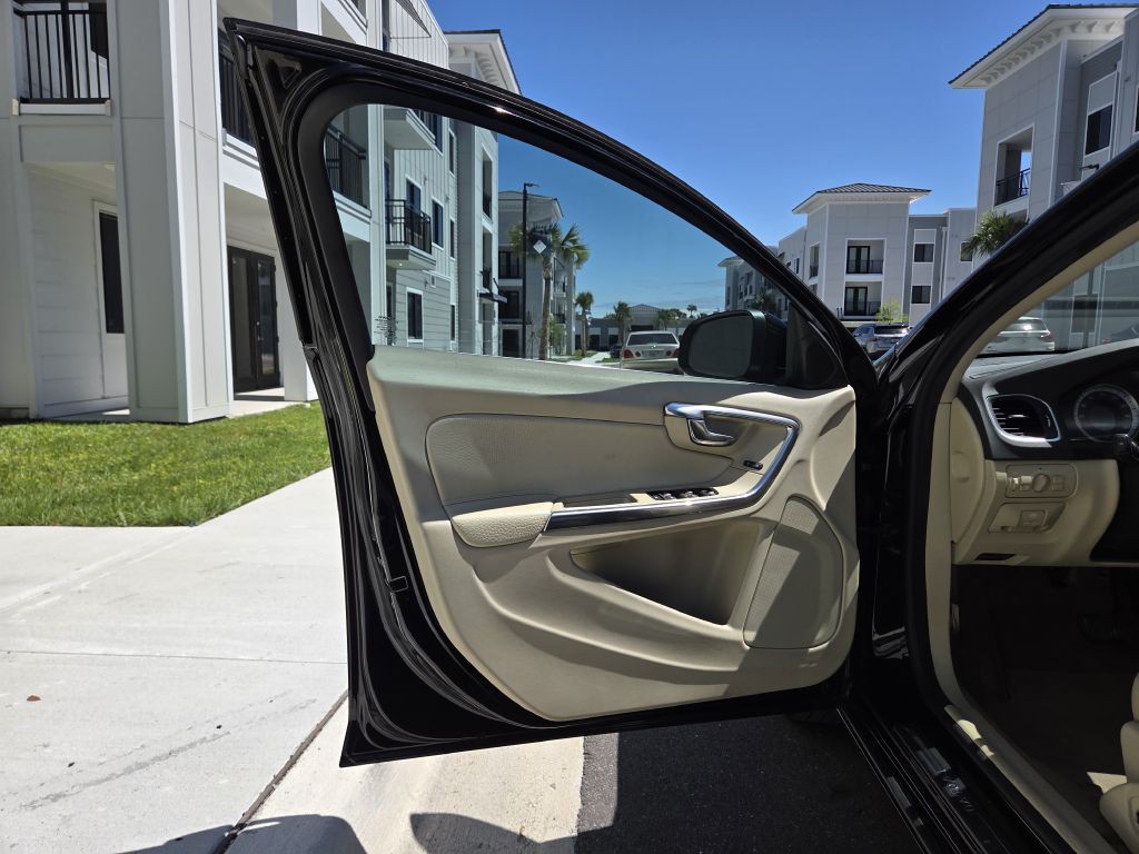 2013 Volvo S60 Image 36