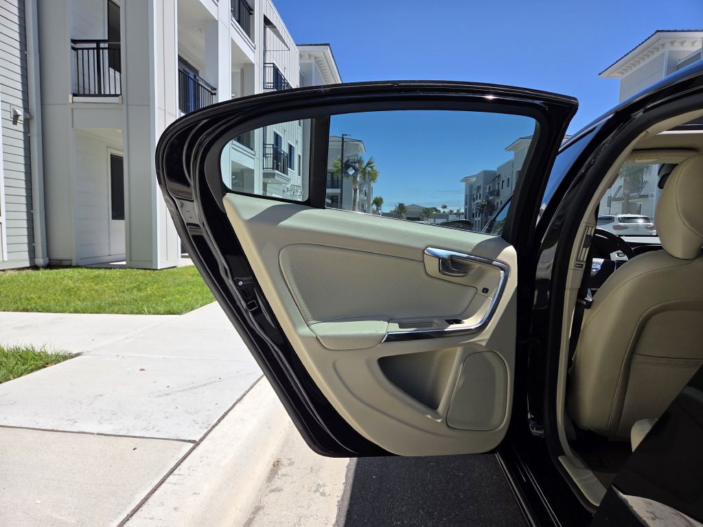 2013 Volvo S60 Image 39