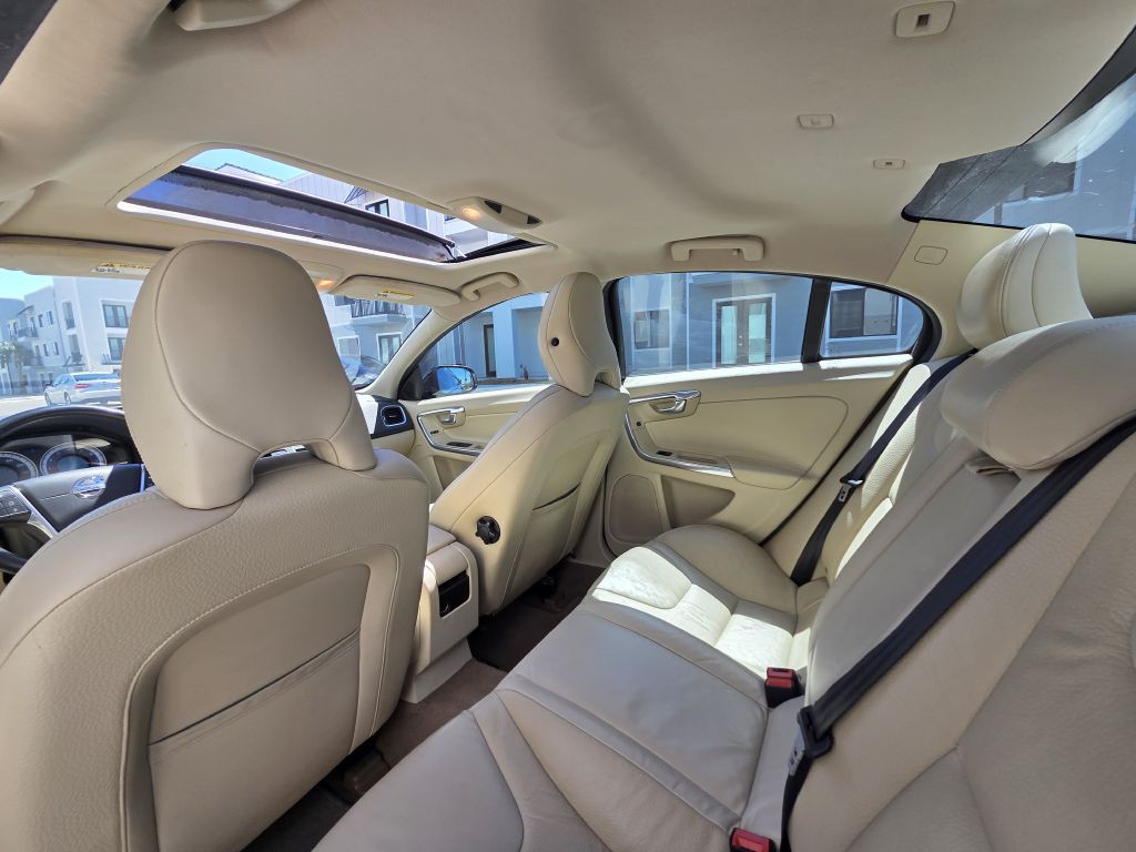 2013 Volvo S60 Image 40