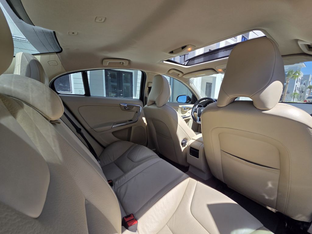 2013 Volvo S60 Image 43