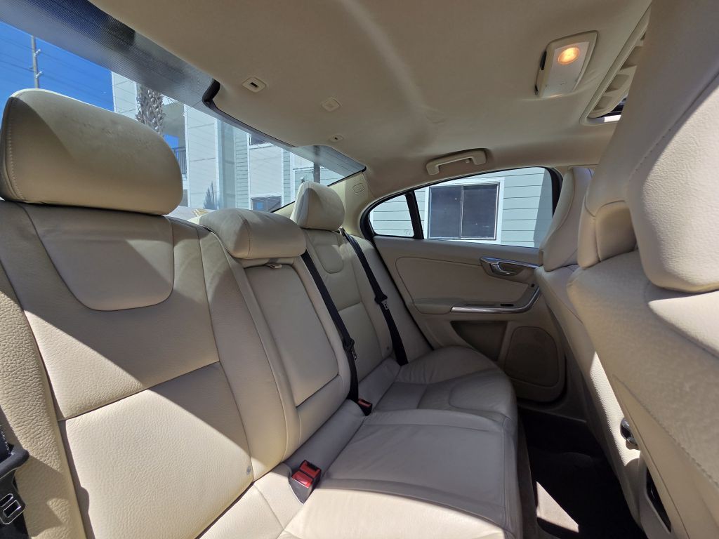 2013 Volvo S60 Image 44