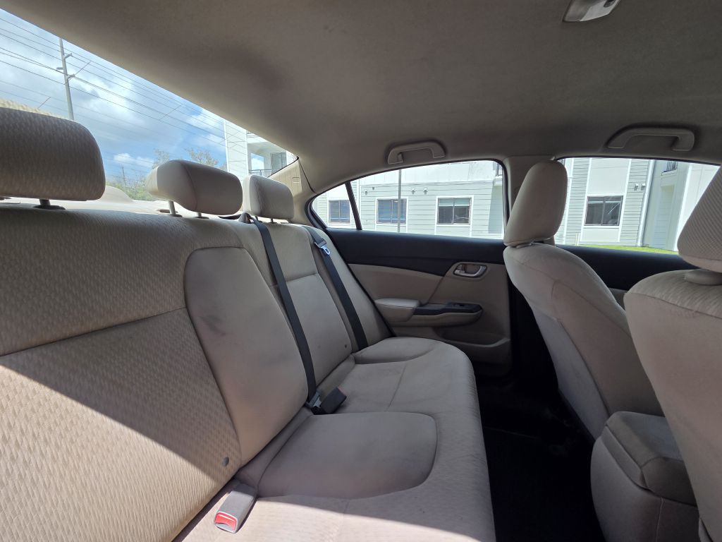 2014 Honda Civic Image 25