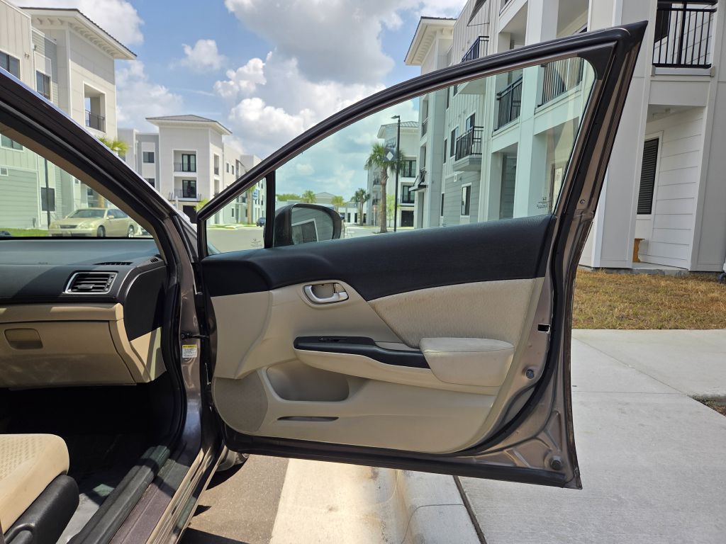 2014 Honda Civic Image 26