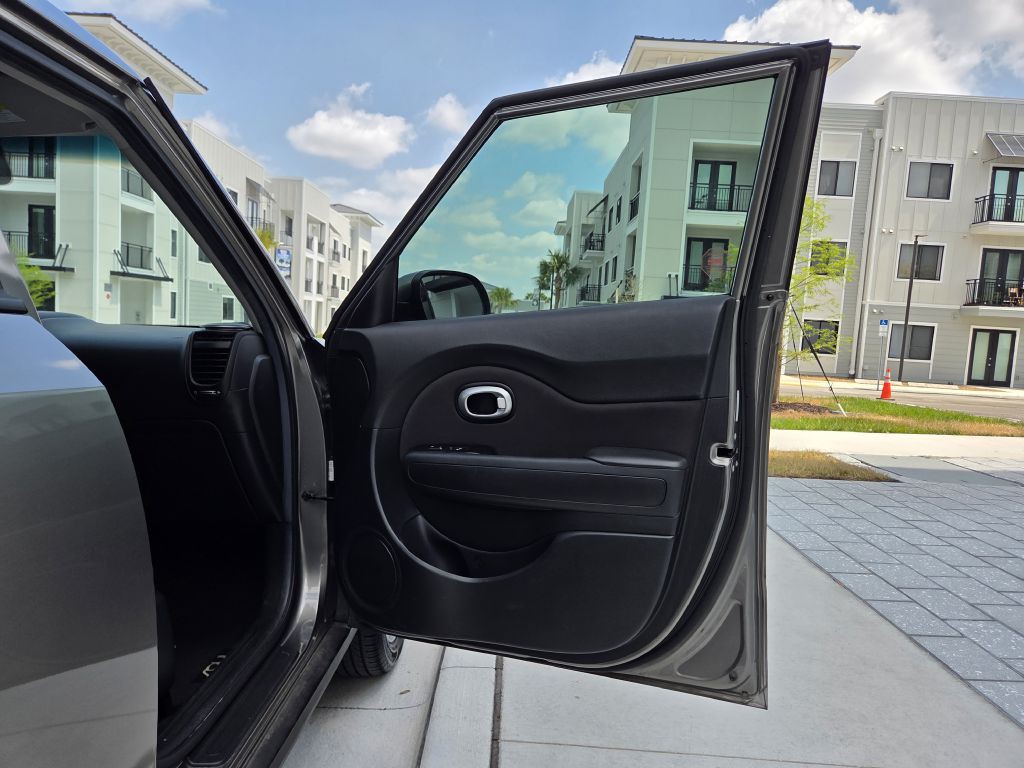 2019 Kia Soul Image 42