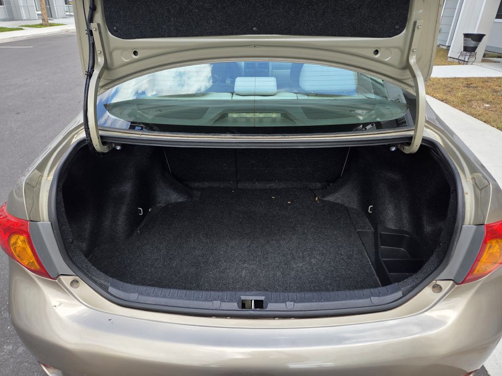 2010 Toyota Corolla Image 10