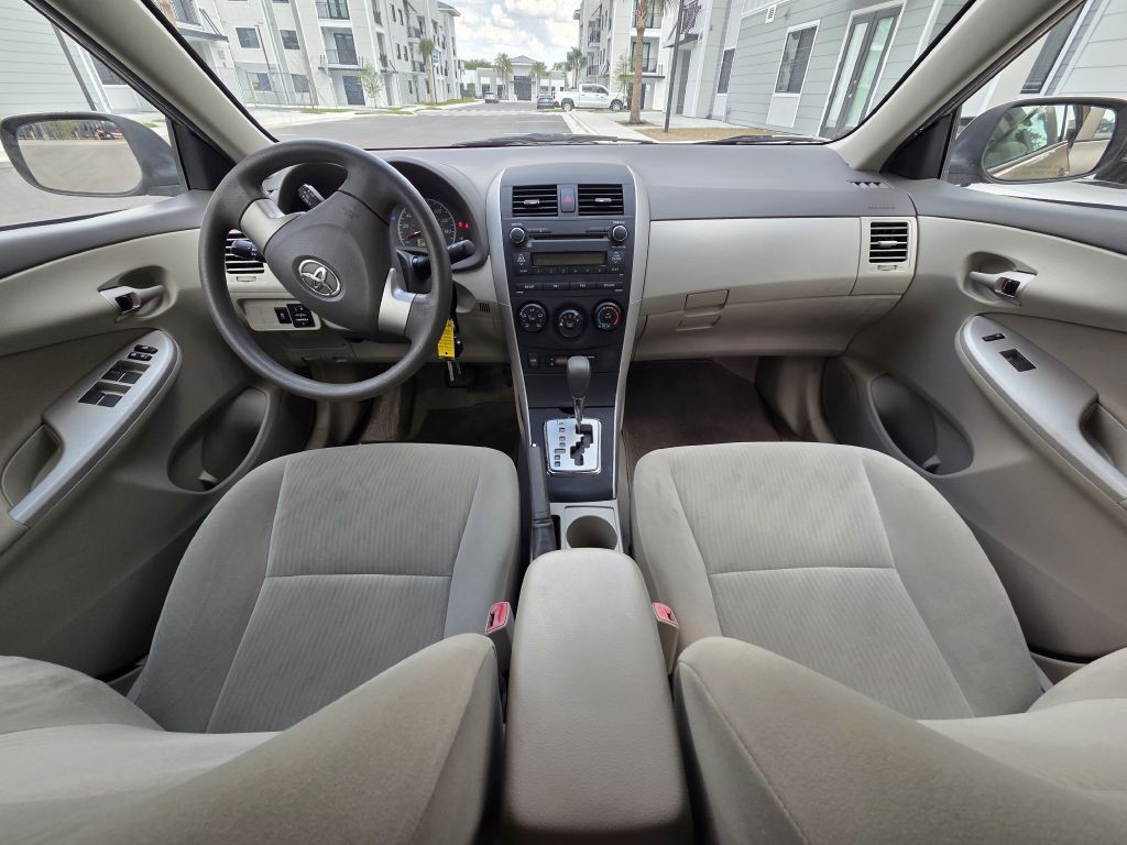 2010 Toyota Corolla Image 17