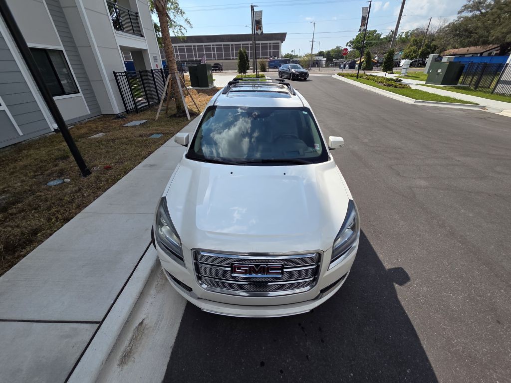 2014 GMC Acadia Image 3