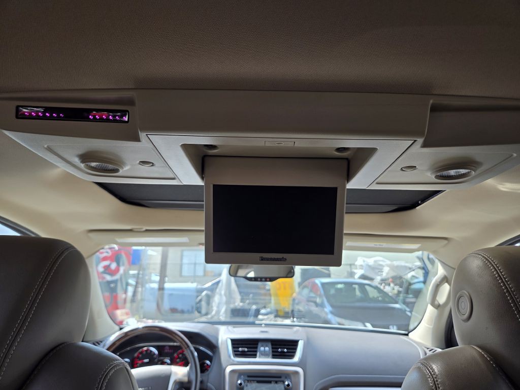 2014 GMC Acadia Image 17