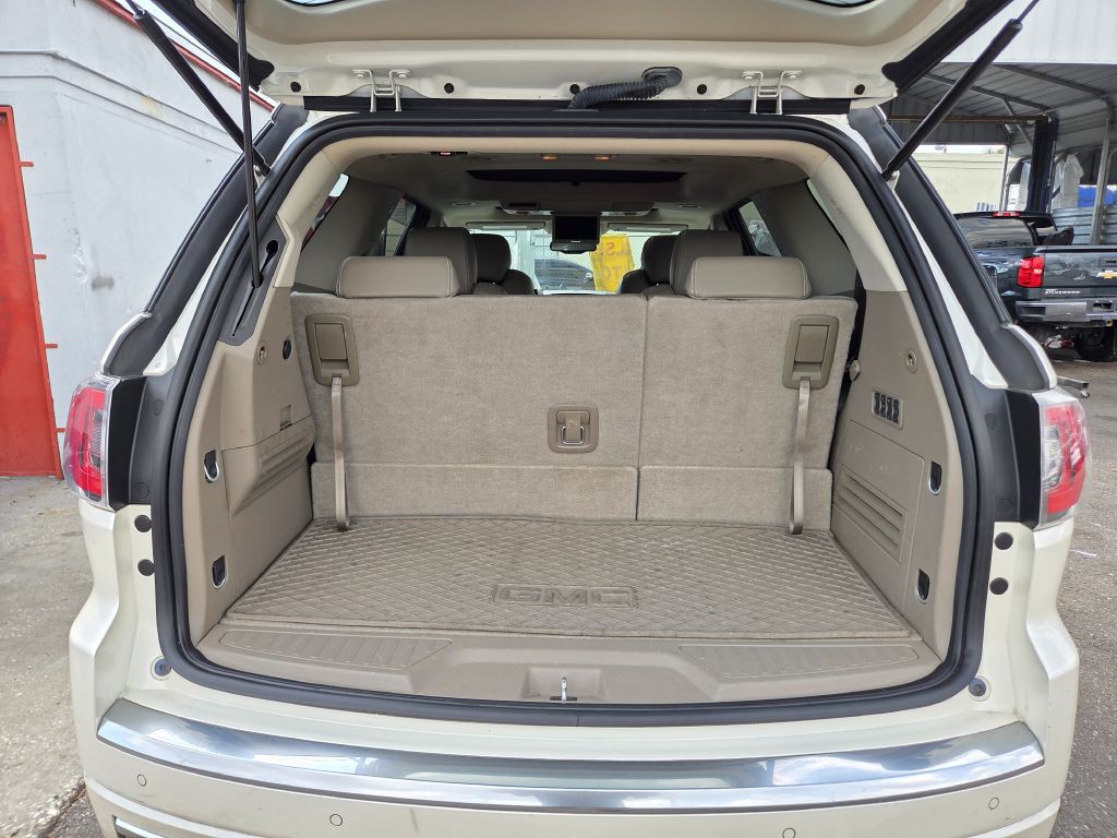 2014 GMC Acadia Image 24