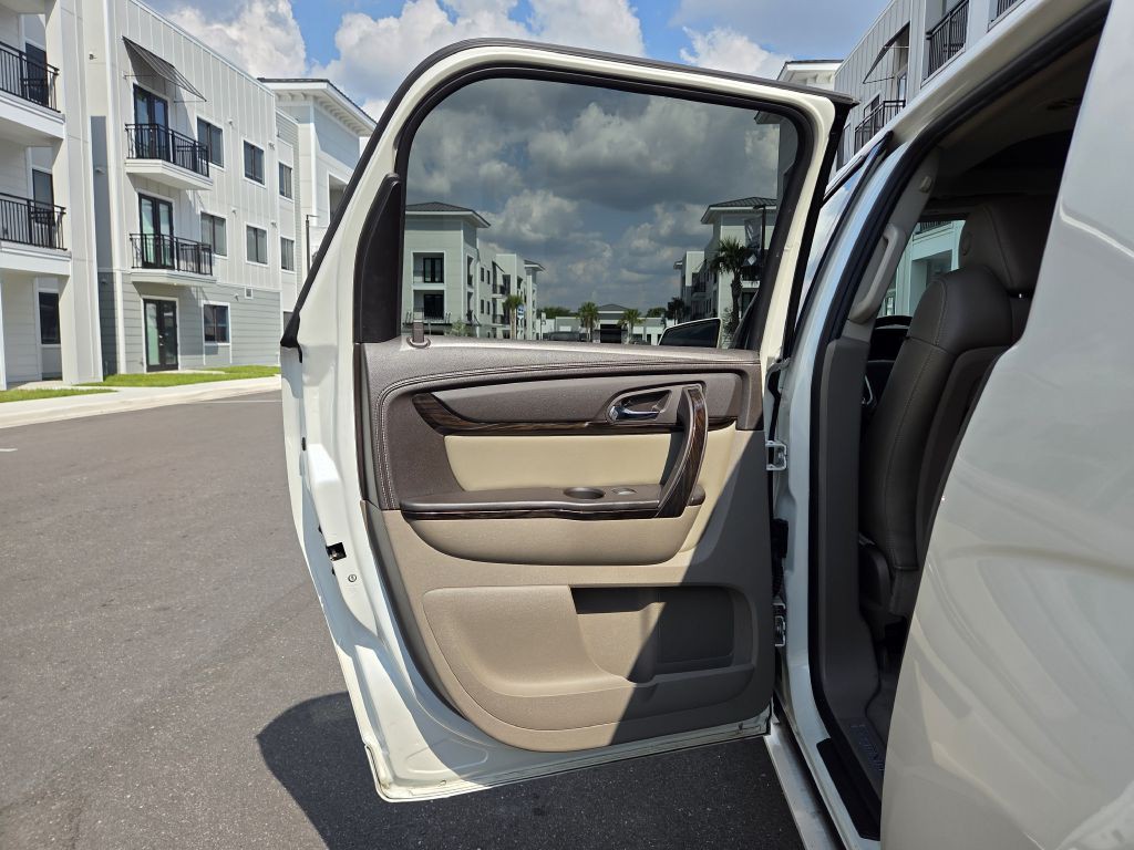 2014 GMC Acadia Image 47