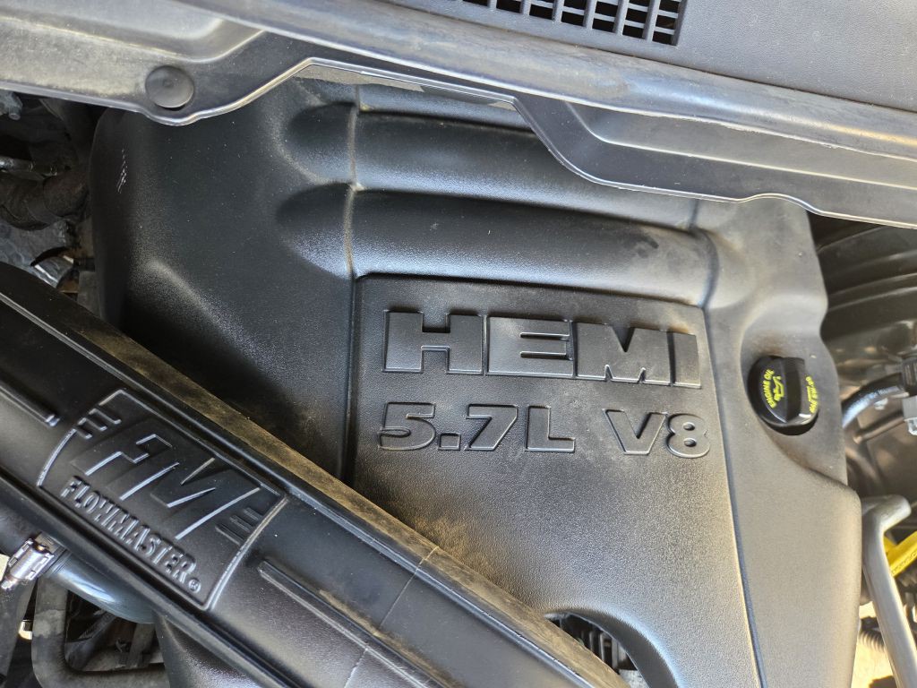 2017 RAM 1500 Image 17