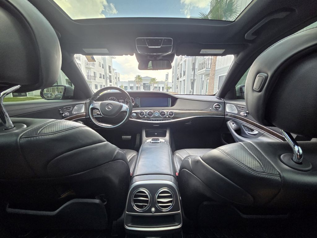 2015 Mercedes-Benz S-Class Image 25