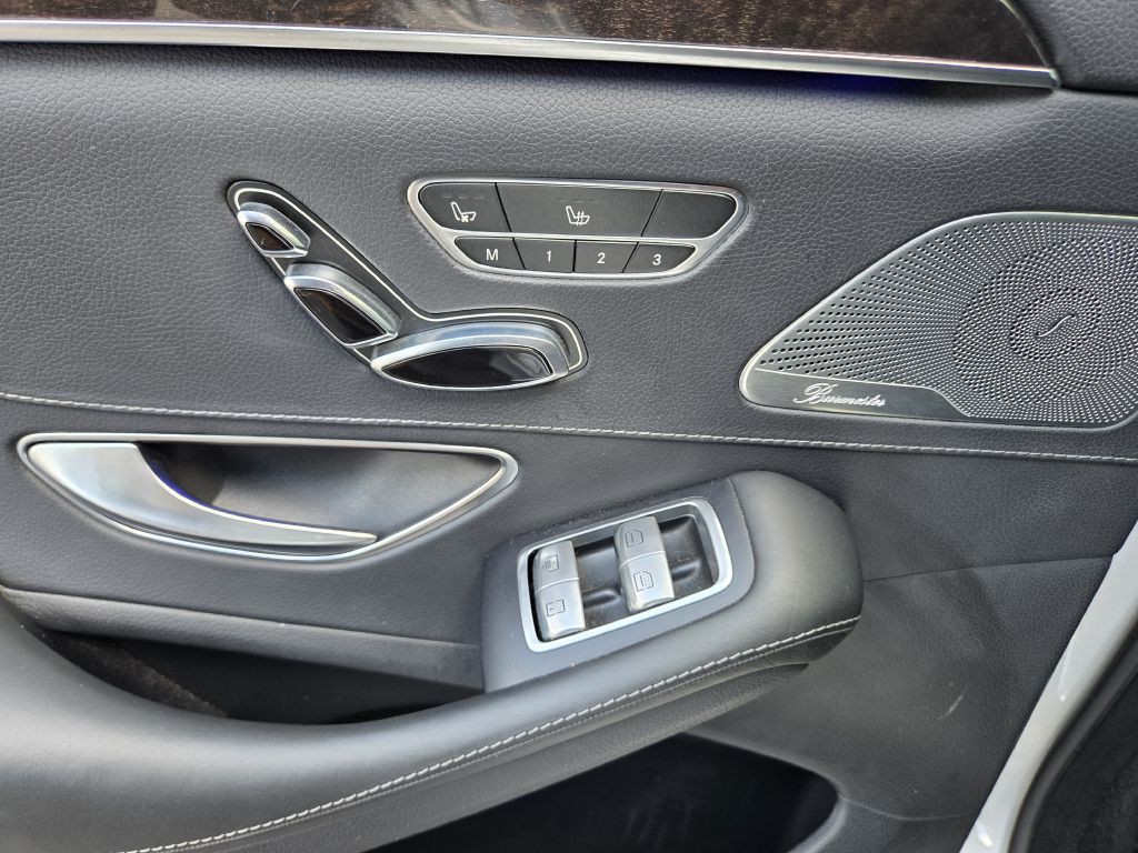 2015 Mercedes-Benz S-Class Image 57