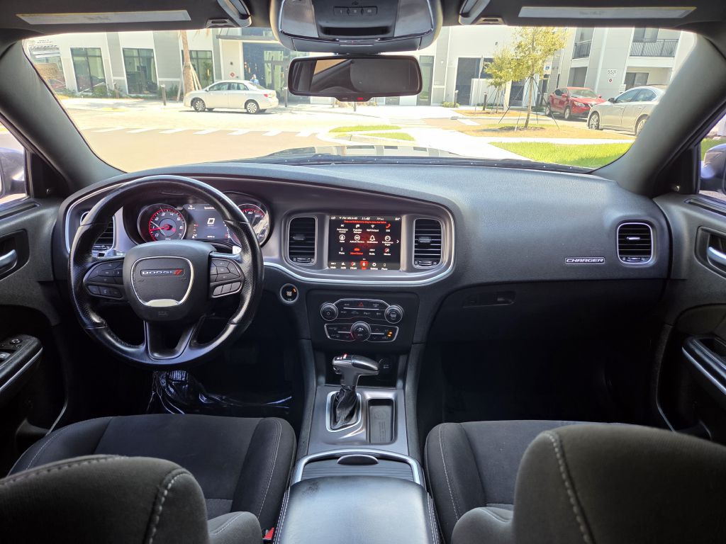 2022 Dodge Charger Image 21