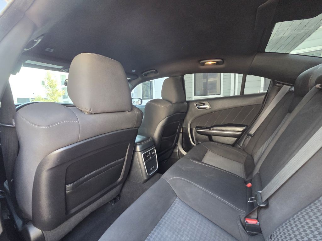 2022 Dodge Charger Image 38